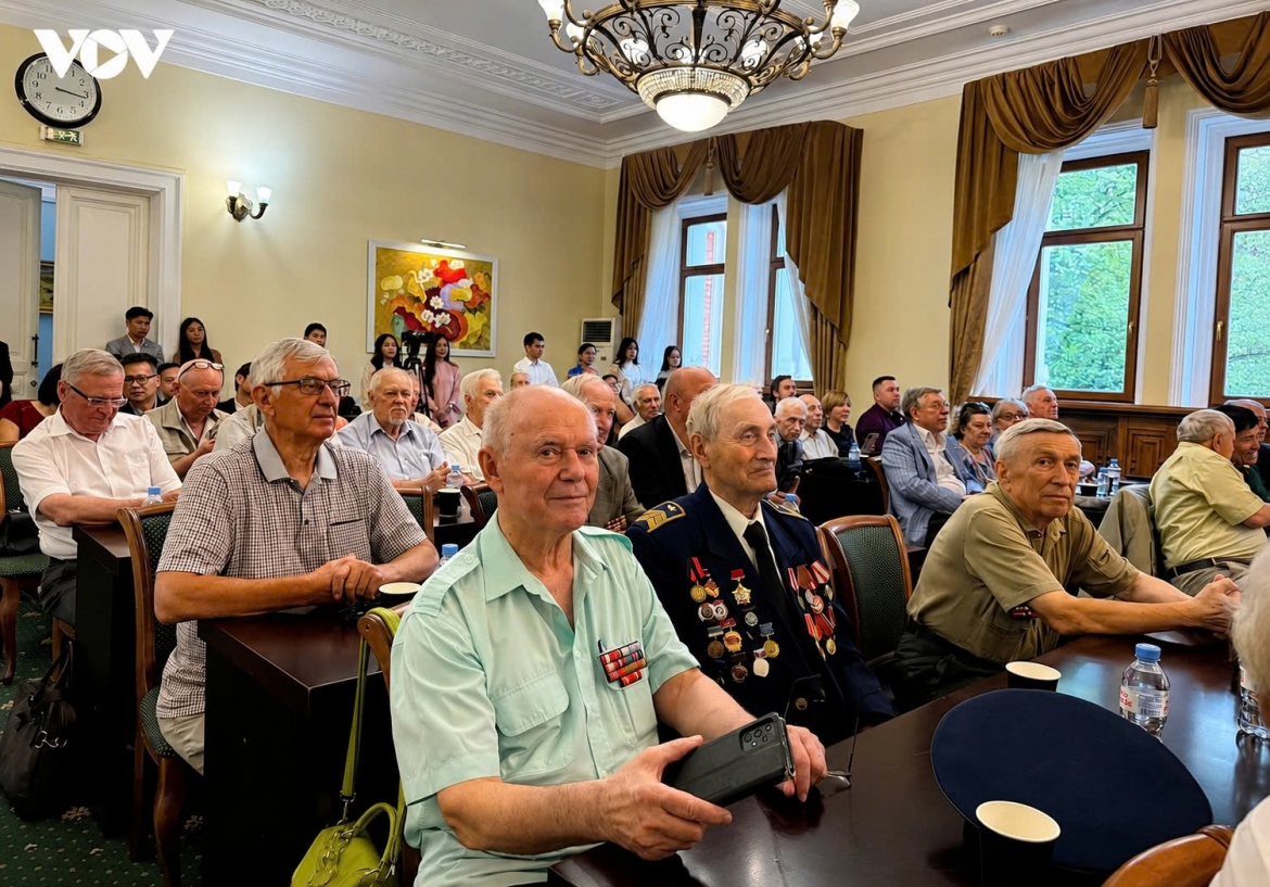Former Soviet military advisers who served in Vietnam have gathered in Moscow for their 53rd annual reunion, recalling wartime memories and highlighting the enduring friendship between Russia and Vietnam