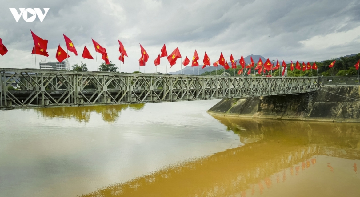 The historic Muong Thanh Bridge rests gracefully along the Nam Rom River in Dien Bien.