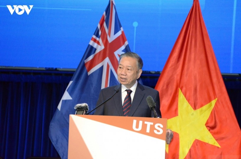 Party General Secretary and President To Lam addresses the forum