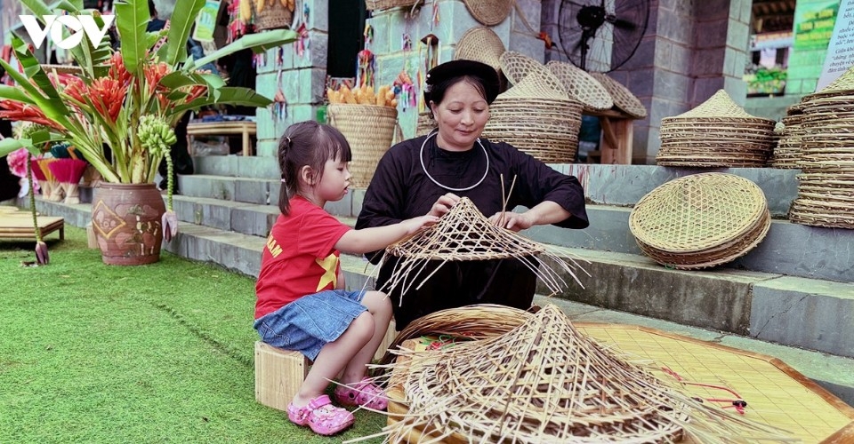 Besides shopping, hands-on traditional craft activities draw interest from visitors of all ages.