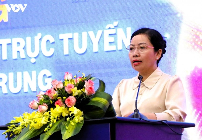 Director of the Da Nang Department of Industry and Trade Le Thi Kim Phuong speaks at the workshop