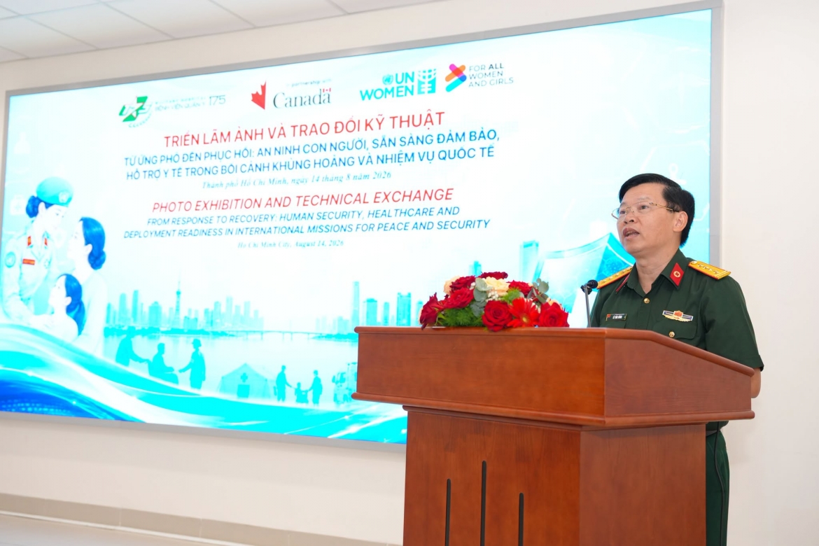 Senior Colonel Le Van Dong, Deputy Director of the Department of Military Medicine, speaks at the event (Photo: Military Hospital 175)