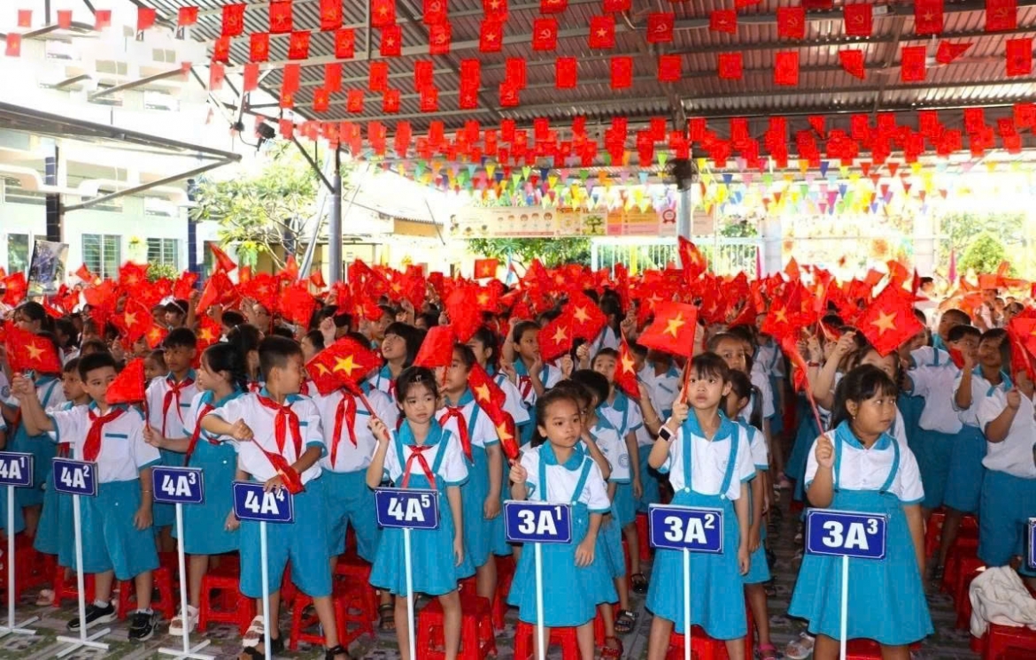 Vietnam will hold a nationwide school opening ceremony on September 5, with the 45-minute program featuring a new focus on the inauguration and opening of inter-level boarding schools in eligible mainland border communes