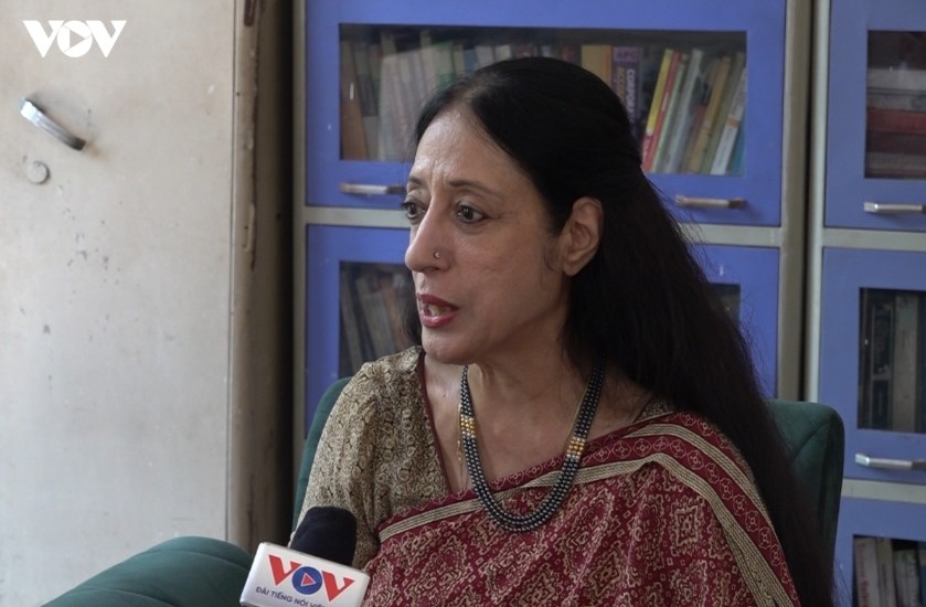 Professor Reena Marwah from Jesus and Mary College, University of Delhi, India