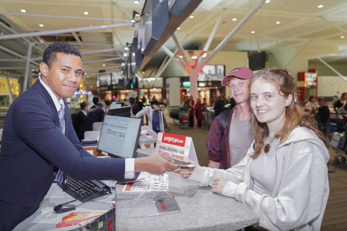 Australian travelers check in for a flight to Vietnam (Photo: thanhnien.vn)