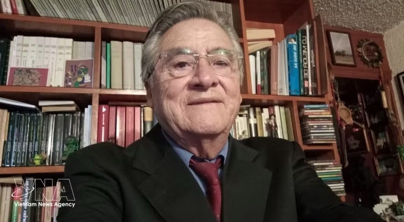 Mexican journalist Pedro Estrada Vega (Photo published by VNA)