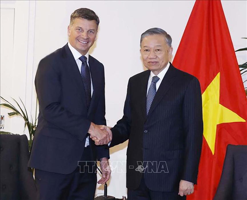 Vietnamese Party General Secretary and State President To Lam meets with Angus Taylor, leader of the Opposition and leader of the Liberal Party of Australia, in Canberra on August 11, as part of his state visit to Australia. (Photo: VNA)