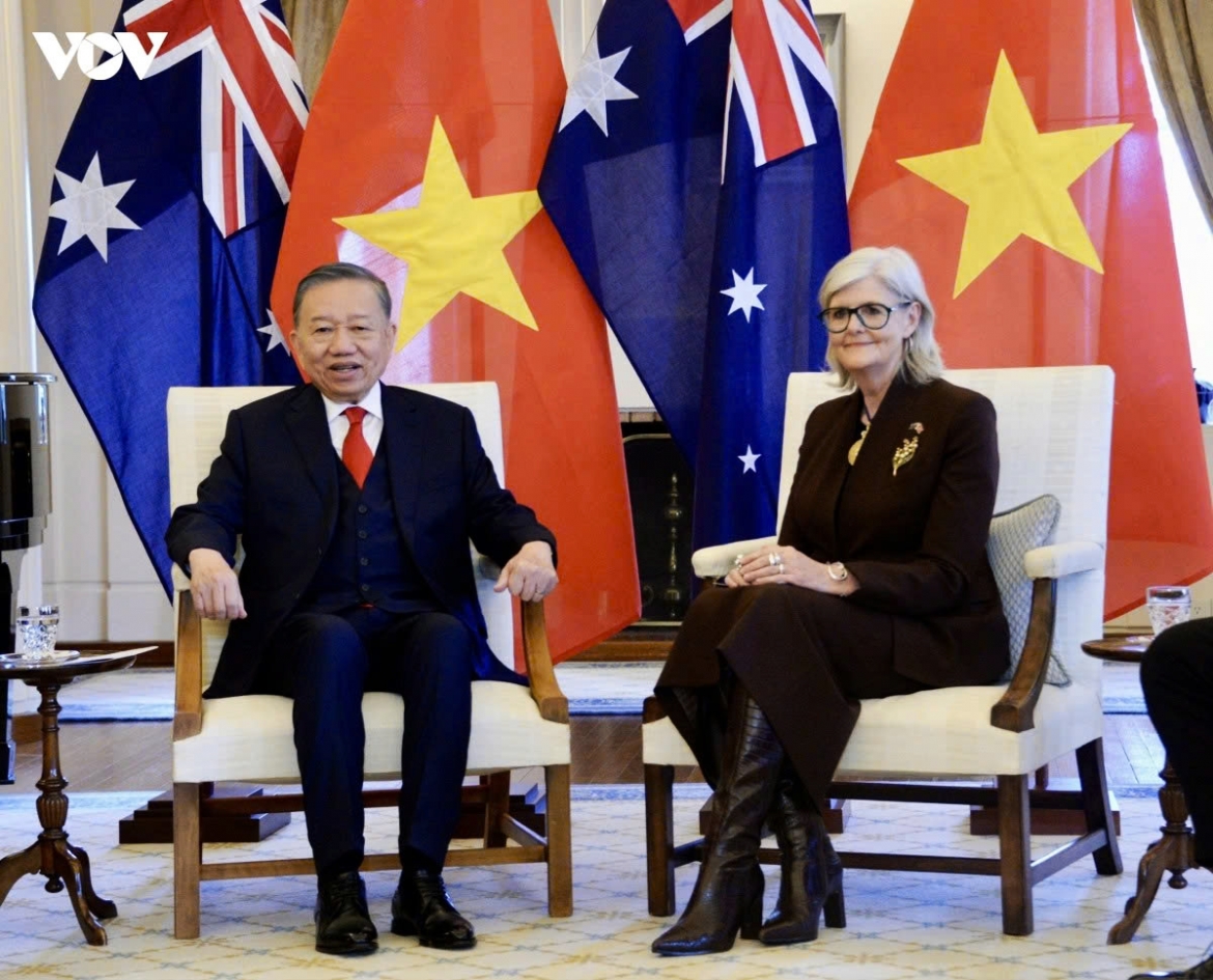 Australian Governor-General Sam Mostyn (R) meets with Vietnamese General Secretary and State President To Lam in Canberra on August 11 during his state visit to Australia