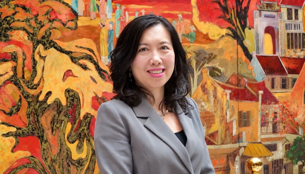 Deputy Minister of Foreign Affairs Le Thi Thu Hang