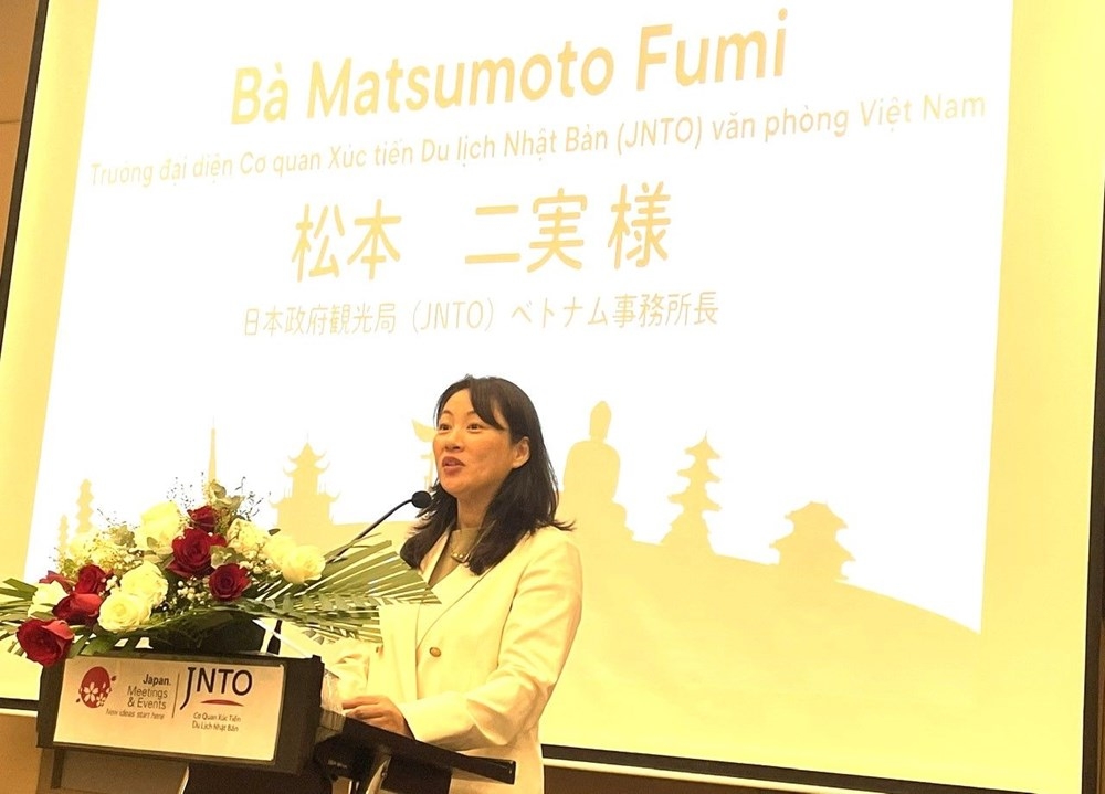 Matsumoto Fumi, head of JNTO’s Vietnam Office, speaks at the event (Photo: baovanhoa.vn)
