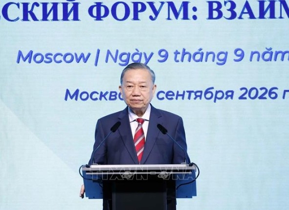 General Secretary of the Communist Party of Vietnam Central Committee and State President To Lam  speaks at the forum (Photo: VNA)