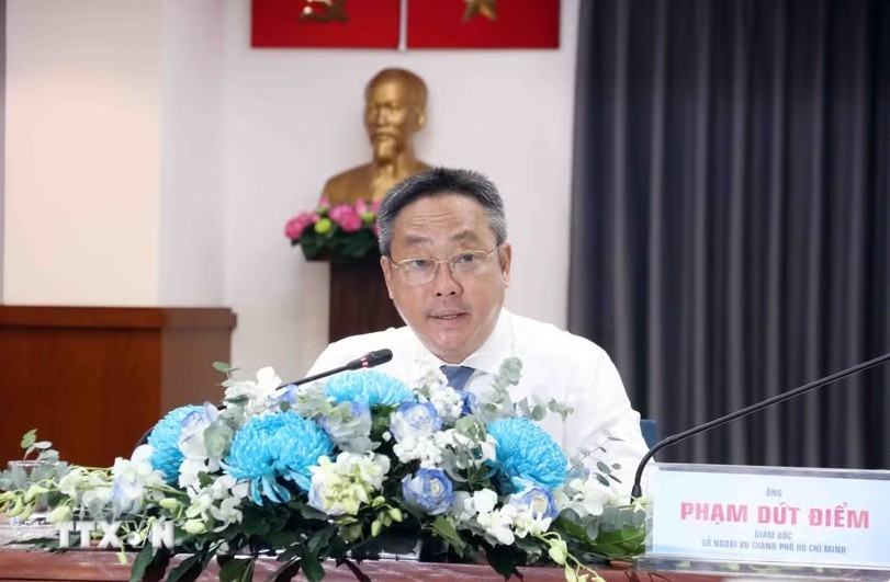 Pham Dut Diem, Director of the Ho Chi Minh City Department of External Affairs, briefs reporters on the 3rd Ho Chi Minh City Friendship Dialogue 2026 at the press conference. (Photo: VNA)