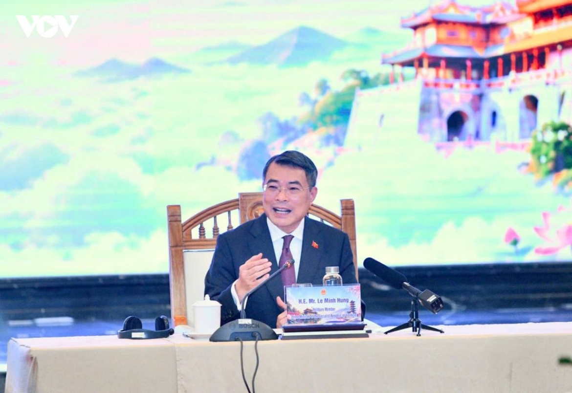 The Government of Vietnam is committed to standing alongside and supporting the Japanese business community in Vietnam to further expand investment and business activities in the country.