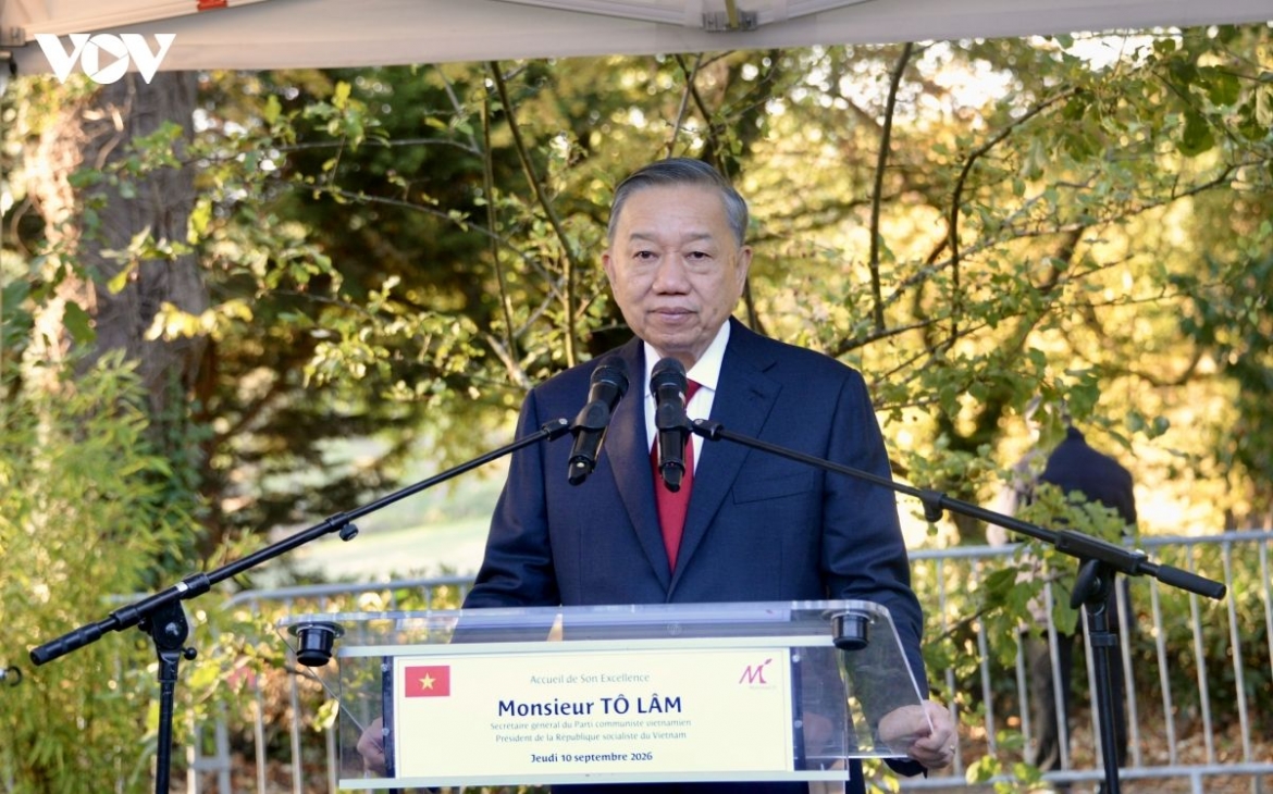 Party General Secretary and State President To Lam speaks at the ceremony, highlighting President Ho Chi Minh's contributions to Vietnam's revolutionary cause as well as Vietnam - France friendship