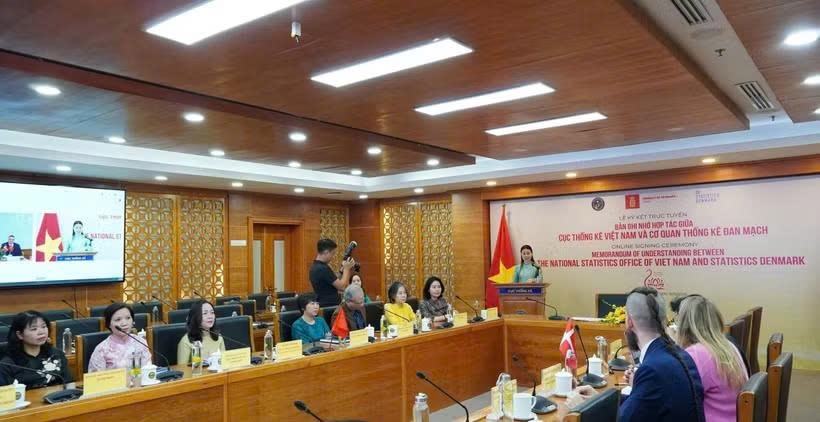 An overview of the signing ceremony at the National Statistics Office of Vietnam. (Photo: NSO)