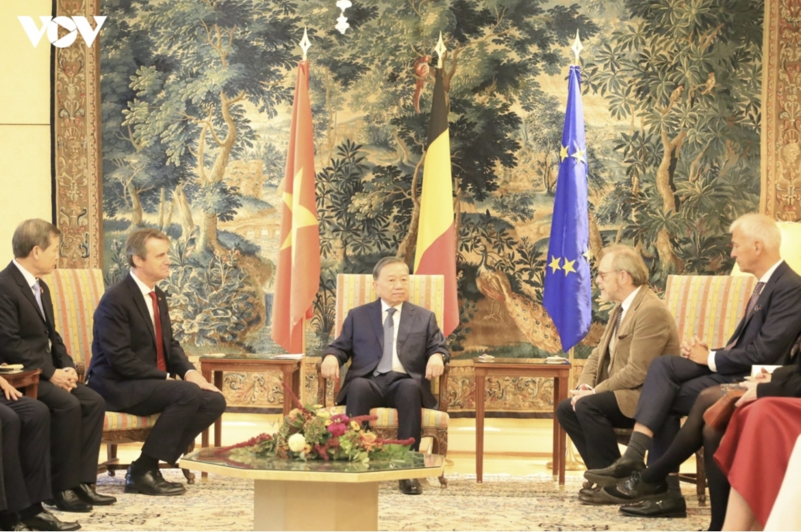 Party General Secretary and President To Lam meets leaders of Belgian Senate and House of Representatives.