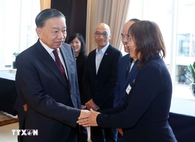 Party General Secretary and President To Lam meets Vietnamese experts and intellectuals in Belgium and Luxembourg. (Photo: VNA)